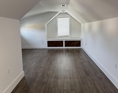 237 Mechanic Street - Photo Thumbnail 34