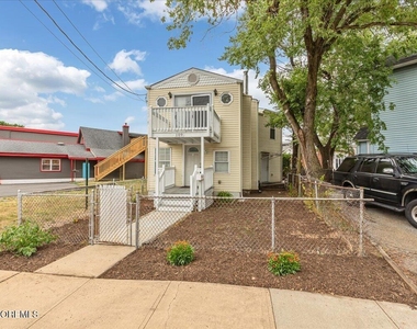 109 Poole Avenue - Photo Thumbnail 4