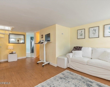 109 Poole Avenue - Photo Thumbnail 6