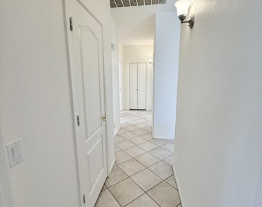 3530 E Park Avenue - Photo Thumbnail 14