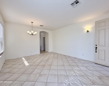 3530 E Park Avenue - Photo Thumbnail 5