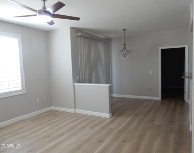 29606 N Tatum Boulevard - Photo Thumbnail 3