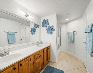 9396 E Purdue Avenue - Photo Thumbnail 16