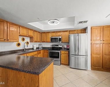 9396 E Purdue Avenue - Photo Thumbnail 6