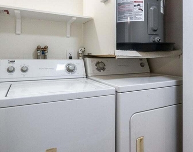 4313 N 28th Street - Photo Thumbnail 18