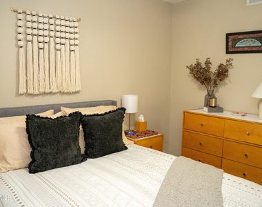4313 N 28th Street - Photo Thumbnail 14