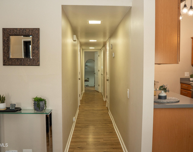 4313 N 28th Street - Photo Thumbnail 10