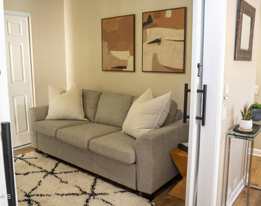 4313 N 28th Street - Photo Thumbnail 6