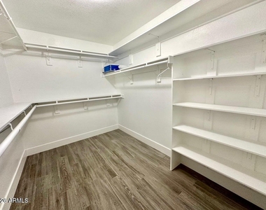 8702 E San Ardo Drive - Photo Thumbnail 19