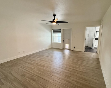 8702 E San Ardo Drive - Photo Thumbnail 14