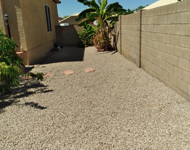 1167 W Lisa Lane - Photo Thumbnail 40