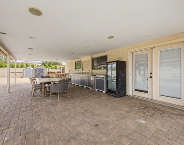 16550 N Naegel Drive - Photo Thumbnail 20