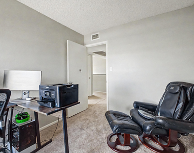 2121 S Pennington Street - Photo Thumbnail 17