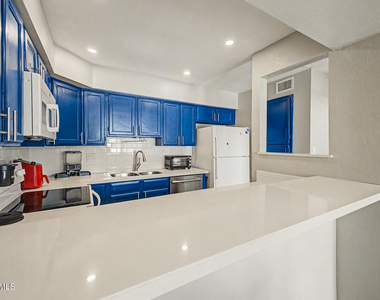 2121 S Pennington Street - Photo Thumbnail 10