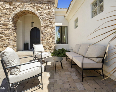 8902 E Ann Way - Photo Thumbnail 5