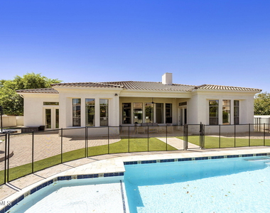 8902 E Ann Way - Photo Thumbnail 49