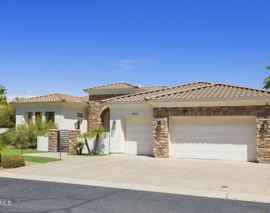 8902 E Ann Way - Photo Thumbnail 3