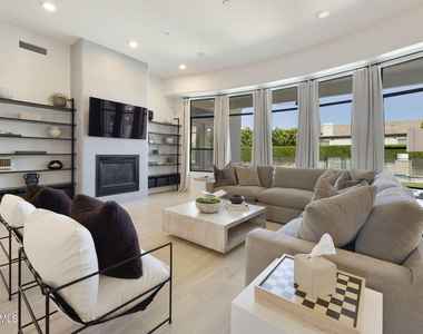 8902 E Ann Way - Photo Thumbnail 13