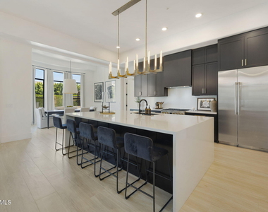 8902 E Ann Way - Photo Thumbnail 16