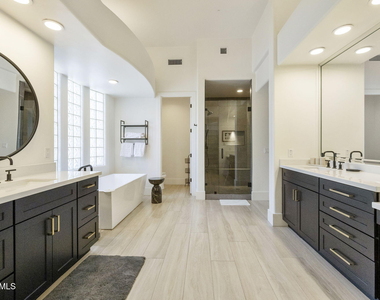 8902 E Ann Way - Photo Thumbnail 41
