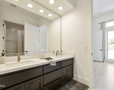 8902 E Ann Way - Photo Thumbnail 27