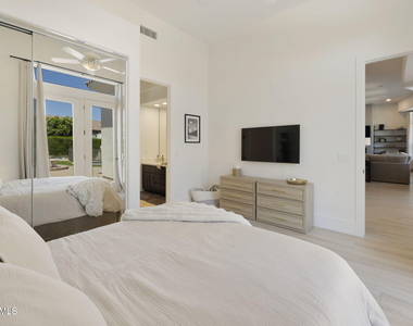 8902 E Ann Way - Photo Thumbnail 24