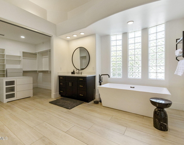 8902 E Ann Way - Photo Thumbnail 34