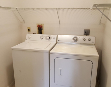 11868 Sturbridge Lane - Photo Thumbnail 3
