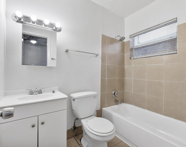 271 Sw 1st Street - Photo Thumbnail 3