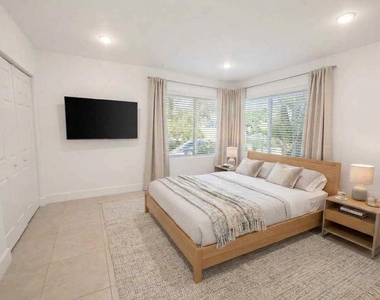 1415 Se 2nd Street - Photo Thumbnail 7