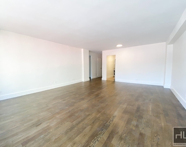East 63 Street - Photo Thumbnail 1