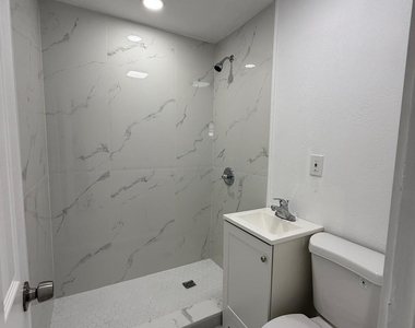 4400 Sw 36th Street - Photo Thumbnail 8