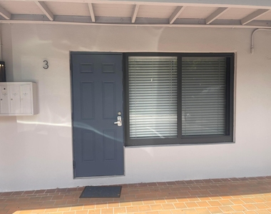 824 Ne 4th Street - Photo Thumbnail 8