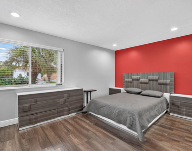 17626 Tiffany Trace Drive - Photo Thumbnail 13