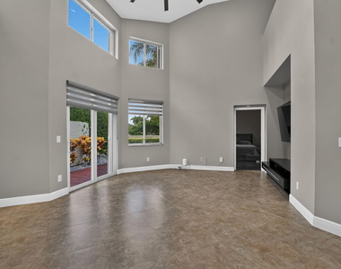 17626 Tiffany Trace Drive - Photo Thumbnail 31