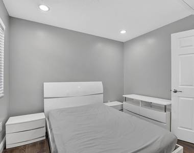 17626 Tiffany Trace Drive - Photo Thumbnail 17