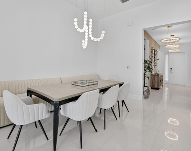 9124 Silver Marsh Lane - Photo Thumbnail 2