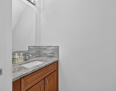 5040 Heron Place - Photo Thumbnail 14
