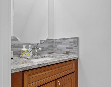 5040 Heron Place - Photo Thumbnail 15