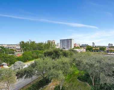2900 Ne 14th St Causeway - Photo Thumbnail 32
