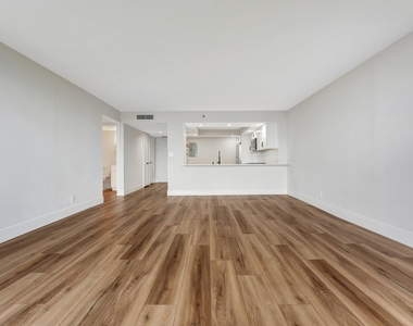 2900 Ne 14th St Causeway - Photo Thumbnail 10