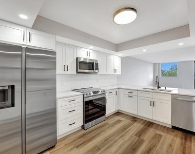 2900 Ne 14th St Causeway - Photo Thumbnail 39