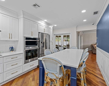 3929 Lowson Boulevard - Photo Thumbnail 3
