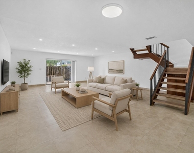 11556 Nw 1st Street - Photo Thumbnail 4