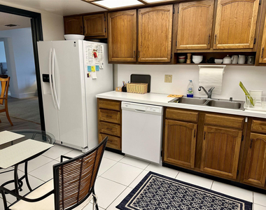 5100 N Ocean Boulevard - Photo Thumbnail 13