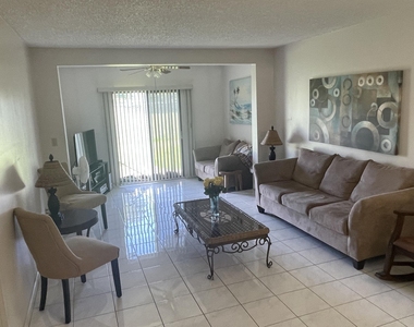 7911 Southgate Boulevard - Photo Thumbnail 1