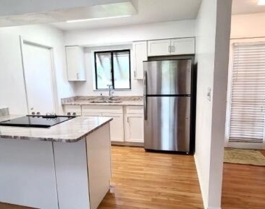 533 Sw Carter Avenue - Photo Thumbnail 1