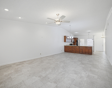 6070 Sunny Manor Court - Photo Thumbnail 4