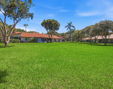 6070 Sunny Manor Court - Photo Thumbnail 24