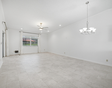 6070 Sunny Manor Court - Photo Thumbnail 5